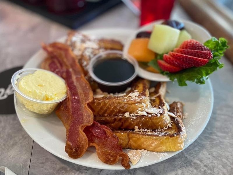 Sugar Pine Smokehouse food